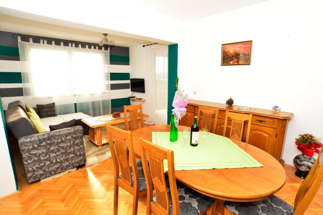 Ferienwohnung House Sarovic Tivat Exterior foto