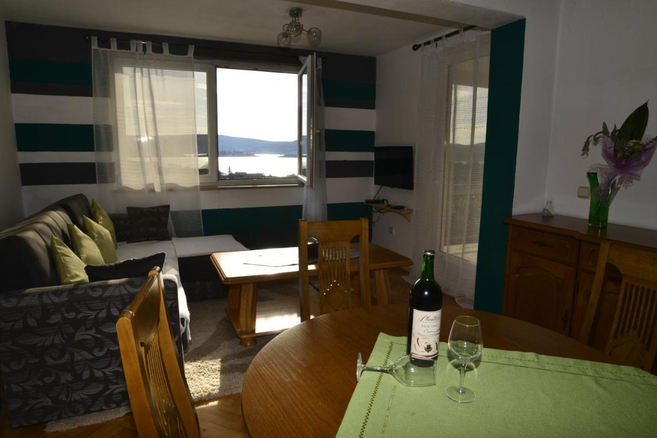 Ferienwohnung House Sarovic Tivat Exterior foto