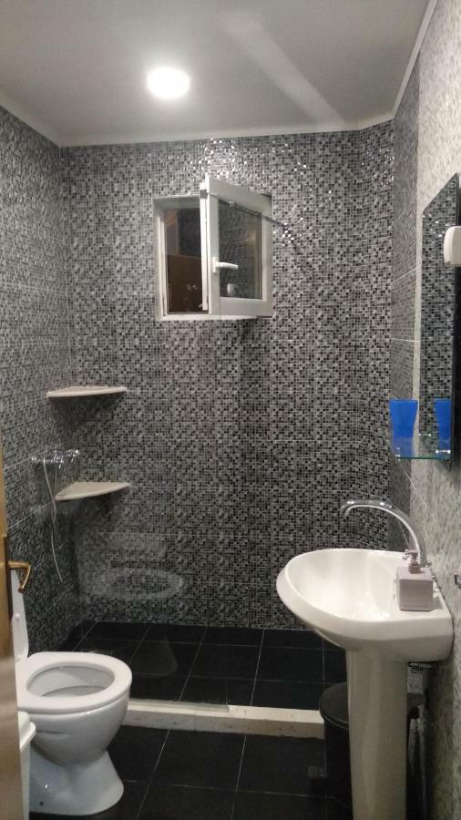 Ferienwohnung House Sarovic Tivat Exterior foto